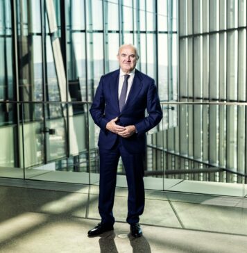 Luis de Guindos: “Fui más halcón, ahora estoy más en el lado de la prudencia”