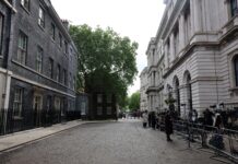 Moderar la rentabilidad de la deuda británica depende de la economía, no de la política