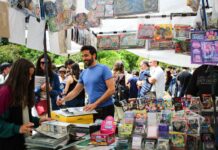 La ilusión por coleccionar los cromos del Mundial resiste al encarecimiento del álbum de Panini | Fortuna
