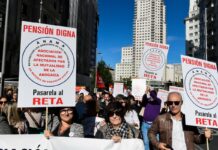La pasarela para que los mutualistas coticen en la Seguridad Social se atasca en el Congreso | Economía