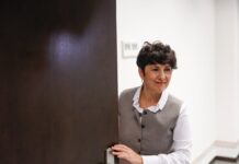 El PNV aboca al estatuto del becario a la derrota parlamentaria al presentar una enmienda a la totalidad del proyecto | Economía