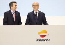 Repsol acuerda la venta del 49% de su mayor cartera de renovables en España a Emiratos Árabes Unidos
