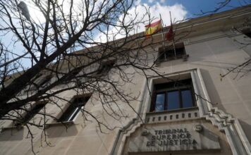 La Consejería de Educación de Madrid, de nuevo condenada por negar el sueldo de verano a una profesora interna | Mis Derechos | Economía