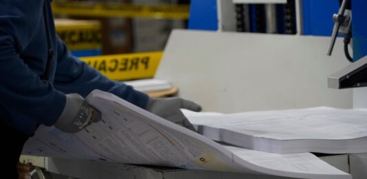 Consejo Nacional Electoral adelanta contrato para la impresión de 89 millones de papeletas para las seccionales de noviembre | Política | Noticias