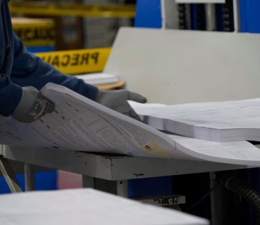 Consejo Nacional Electoral adelanta contrato para la impresión de 89 millones de papeletas para las seccionales de noviembre | Política | Noticias