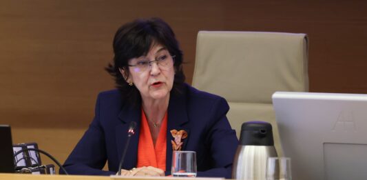 Y la CNMC cogió su fusil