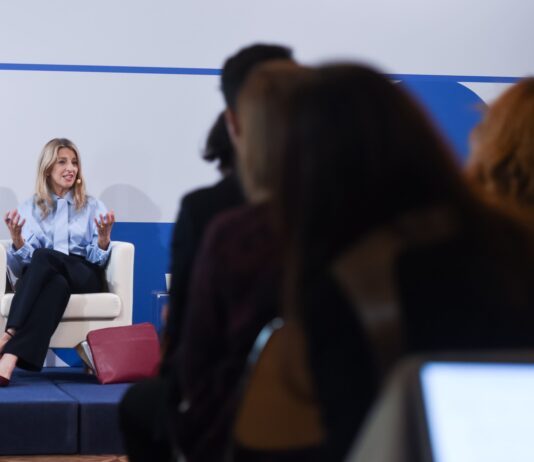 Los expertos de Trabajo piden que la responsabilidad social pese más en la contratación pública y ayudas para que las pymes cumplan
