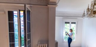 ‘Personal shoppers’ inmobiliarios o cómo pagar 10.500 euros para que te busquen casa: “Soy los ojos y los pies de mis clientes”