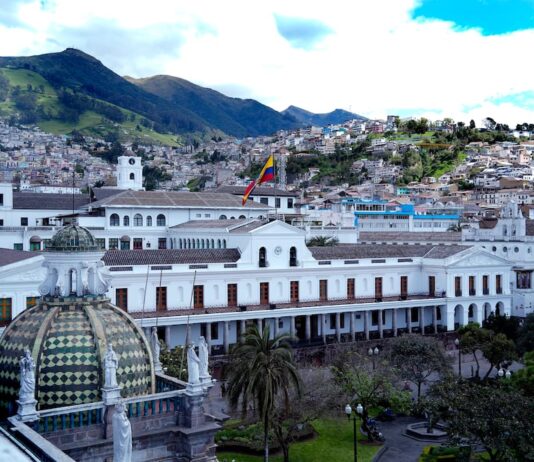 Gobierno de Daniel Noboa firma decreto que denuncia tratado del sistema Sucre | Política | Noticias