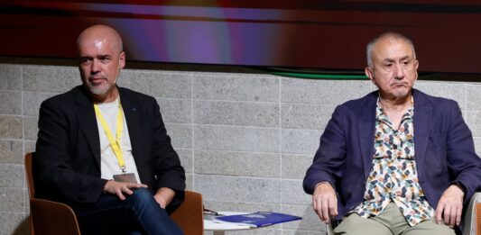 Los sindicatos lanzan un ultimátum al Gobierno: no pactarán más si no refuerza el registro horario antes de agosto | Economía