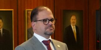 John Reimberg sobre su precandidatura a la Alcaldía de Guayaquil: ‘Estoy para servir al proyecto del presidente donde crean que soy útil’ | Política | Noticias