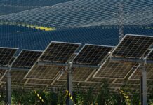 Europa cierra un gran acuerdo para acelerar el almacenamiento de energía renovable | Economía