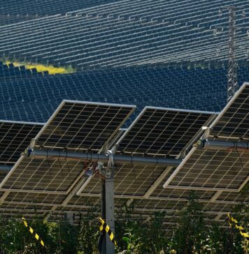 Europa cierra un gran acuerdo para acelerar el almacenamiento de energía renovable | Economía