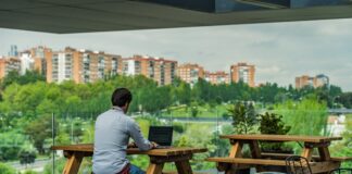 Cómo afecta a los trabajadores el retraso de la transparencia salarial
