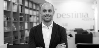 Ricardo Fernández Flores (Destinia): “Me equivoco continuamente y reculo. No me da vergüenza” | Entrevistas Afterwork | Negocios