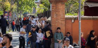 El empleo de extranjeros acelera más que nunca con 289.000 nuevos puestos en el último año