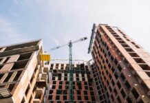 El precio de la vivienda se dispara un 15,2% en el segundo trimestre, la tasa más alta en 20 años