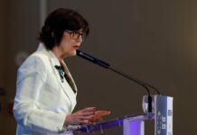 La sorprendente investigación de la CNMC a los grandes bancos | Opinión
