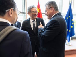 Bruselas exige a China “resultados tangibles” en octubre para corregir los desequilibrios comerciales con la UE | Economía
