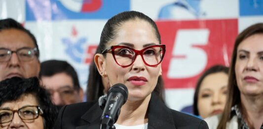 Tribunal Contencioso Electoral archiva denuncia contra Luisa González tras cancelar $ 18.000 por infracción electoral | Política | Noticias