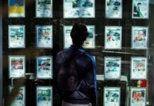Los jóvenes que asumen todos los gastos del hogar corren el riesgo de caer en situación de pobreza, según un informe del BBVA | Vivienda | Economía