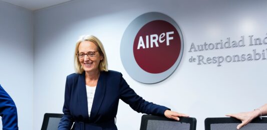 La Airef alerta de que se agota el margen fiscal del Gobierno y pide medidas de ajuste
