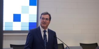 La CEOE sale en tromba contra el absentismo: pide que la Seguridad Social costee las bajas y las sustituciones desde el primer día