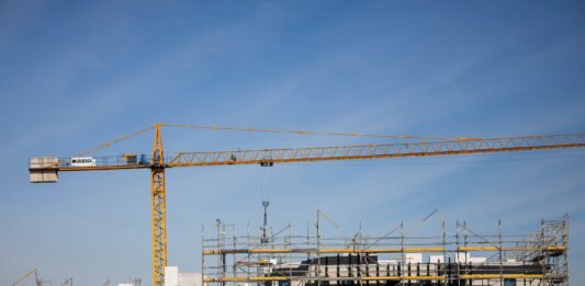 Las nuevas viviendas en España apenas cubrieron el 40% de los hogares que se constituyeron el año pasado