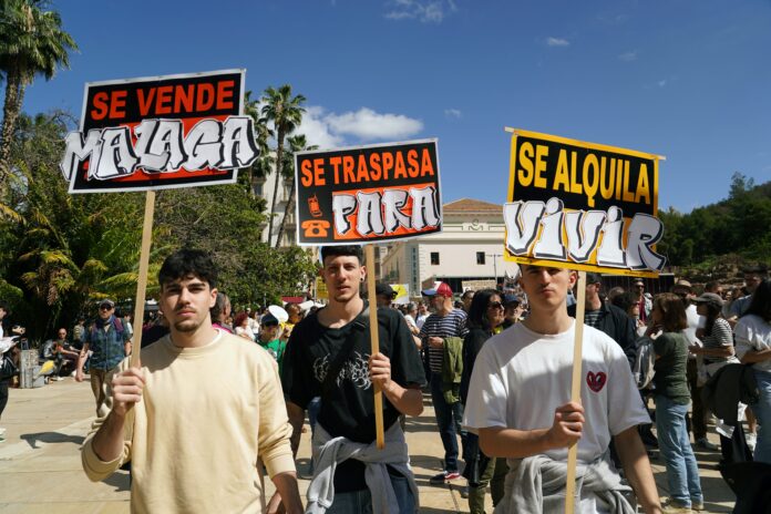 Los-jovenes-espanoles-relacionan-el-deterioro-de-su-salud-mental.jpg
