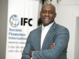 Makhtar Diop, director del brazo financiero del Banco Mundial (IFC): “Queremos utilizar Madrid para canalizar más inversión privada hacia los emergentes”