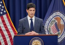 Más verso que sustancia en el debut de Kevin Warsh