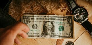 Ley de Educación Financiera entra en vigencia tras publicación en el Registro Oficial | Política | Noticias