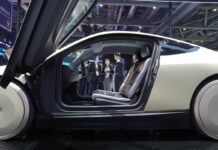 ¿Qué es Tesla? Lo que más le convenga a Elon Musk en cada momento | Negocios