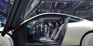 ¿Qué es Tesla? Lo que más le convenga a Elon Musk en cada momento | Negocios