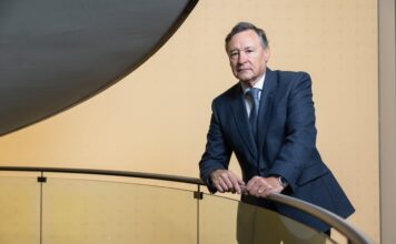 Ángel Simón (Indra): “No vamos a comprar por comprar. Escribano se retiró de la negociación” | Economía