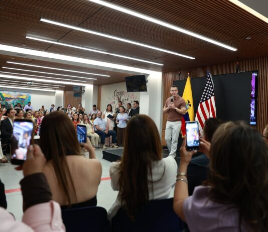Daniel Noboa se reunió con mujeres migrantes en Nueva York | Política | Noticias