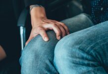 Si sufro acoso sexual en el trabajo, ¿qué plazo tiene la empresa para despedir al agresor?
