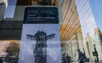 SpaceX registra el folleto de la OPV en España y los minoristas podrán comprar con el Santander, Renta 4 y GVC