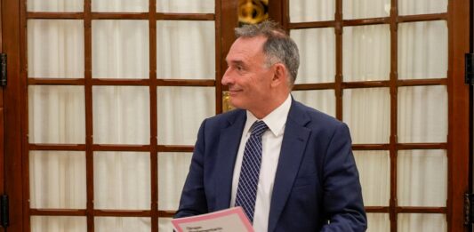 Sumar propone una ley para que los policías puedan afiliarse a sindicatos de clase como UGT y CC OO