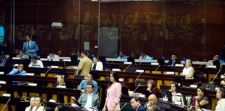 Legislativo debatirá salida de Ecuador del sistema Sucre y reforma penal sobre uso delictivo de uniformes institucionales | Política | Noticias