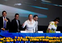 Tensión en el Consejo Nacional Electoral: Diana Atamaint frena participación de Esthela Acero en sesión, ante posible intento de removerla de la presidencia | Política | Noticias