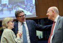 La UE avanza para reforzar los poderes del supervisor bursátil europeo | Economía