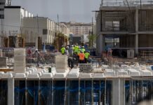 España alcanza un nuevo récord de vacantes de empleo pero sigue entre los países europeos con menos puestos sin cubrir