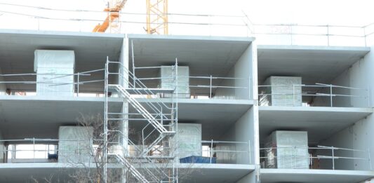 La vivienda se encarece en España el doble que en Europa en el arranque de 2026 | Vivienda | Economía