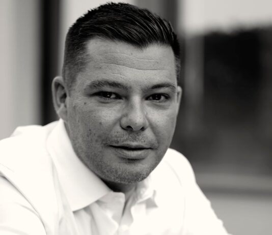 Jorge Lasheras (Thermomix): “Mi gran sueño era un Porsche Targa que compré cuando el franco suizo estaba muy bajo” | Entrevistas Afterwork | Negocios