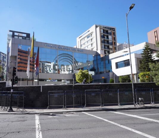 Organizaciones políticas hacen cambios en sus listas antes de que termine el plazo para formar alianzas | Política | Noticias