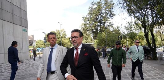 Asambleísta Xavier Ordóñez rinde versión en Fiscalía por el caso de la compra de 60 trolebuses eléctricos para Quito | Política | Noticias
