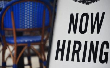 El empleo se enfría en Estados Unidos: en junio se crearon 57.000 puestos de trabajo, menos de lo esperado | Economía