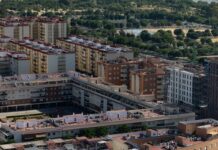 Los economistas prevén que la vivienda se encarezca al menos un 5% al año por la falta de oferta y la demanda migratoria | Economía