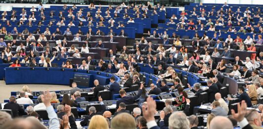 El Parlamento Europeo despeja el camino al euro digital para tener el marco legal listo a final de año